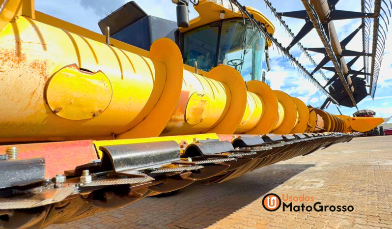 COLHEITADEIRA NEW HOLLAND CR 9060 – PLATAFORMA 30 PÉS CARACOL full