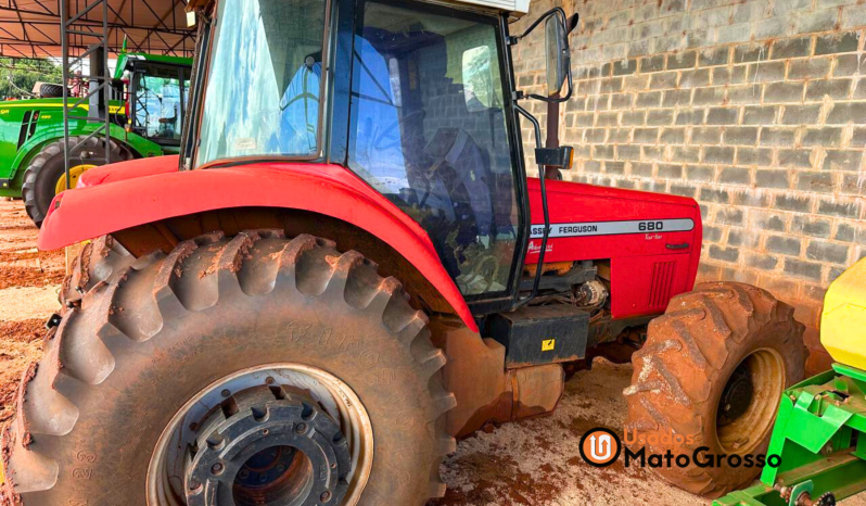 TRATOR MASSEY FERGUSON 680 full