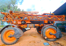 PULVERIZADOR JACTO UNIPORT 4530 – 36 METROS DE BARRA