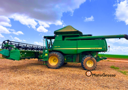 COLHEITADEIRA JOHN DEERE STS 9670 – PLATAFORMA 30 PÉS CARACOL