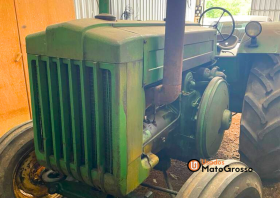 TRATOR JOHN DEERE MODELO “D”