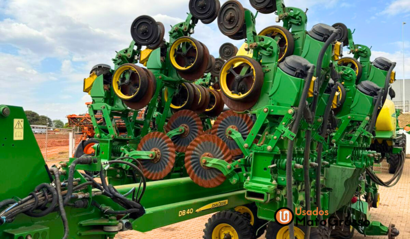 PLANTADEIRA JOHN DEERE DB 40 – 23 LINHAS X 0,50 CM full