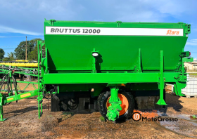 DISTRIBUIDOR DE CORRETIVO E SEMENTES STARA BRUTTUS 12000
