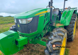 TRATOR JOHN DEERE 5080E