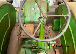 TRATOR JOHN DEERE MODELO “D” full
