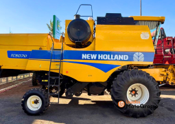 COLHEITADEIRA NEW HOLLAND TC 5070 – PLATAFORMA 20 PÉS CARACOL