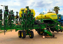 PLANTADEIRA JOHN DEERE DB 40 – 23 LINHAS X 0,50 CM full