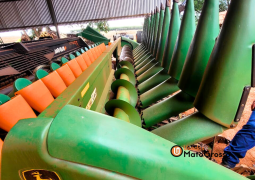 PLATAFORMA DE MILHO JOHN DEERE 615C – 15 LINHAS X 0,50 CM full