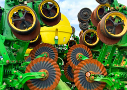 PLANTADEIRA JOHN DEERE DB 40 – 23 LINHAS X 0,50 CM full