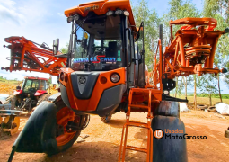 PULVERIZADOR JACTO UNIPORT 4530 – 36 METROS DE BARRA full