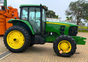 TRATOR JOHN DEERE 6130J