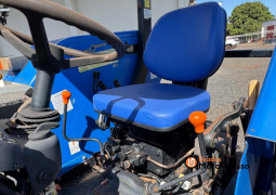 TRATOR NEW HOLLAND TT 4030 full