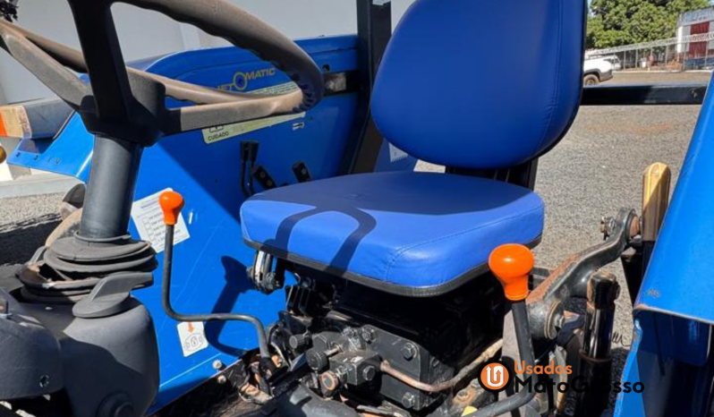 TRATOR NEW HOLLAND TT 4030 full