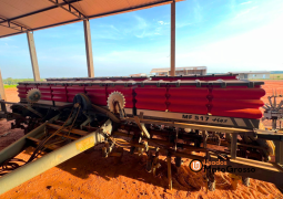 PLANTADEIRA MASSEY FERGUSON MF517 H45 – 15 LINHAS X 0,50 CM full