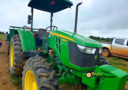 TRATOR JOHN DEERE 5080E full