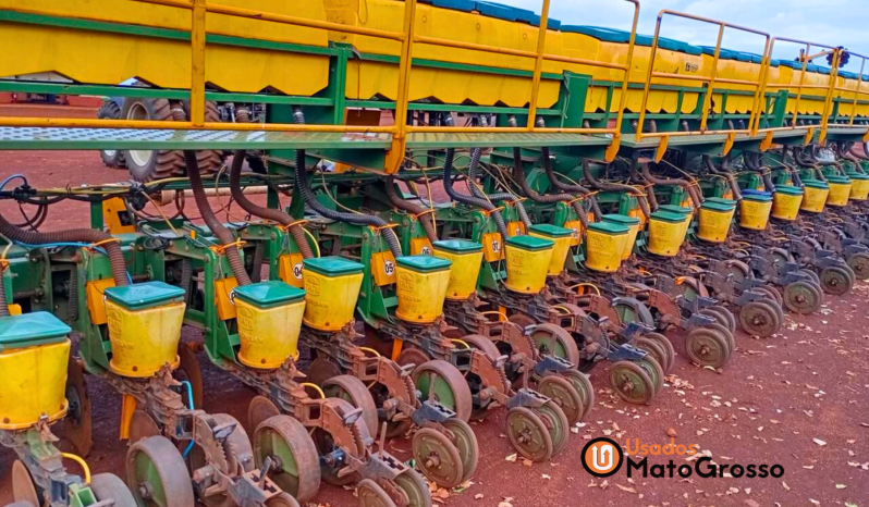 COJUNTO DE PLANTIO TRATOR VALTRA BT 210 + PLANTADEIRA TATU USAP 29 LINHAS X 0,50 CM full