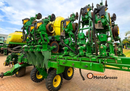 PLANTADEIRA JOHN DEERE DB 40 – 23 LINHAS X 0,50 CM full