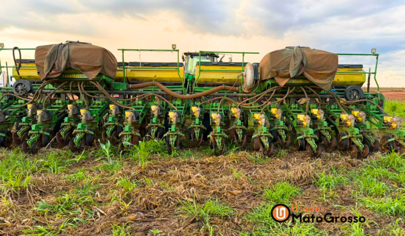 CONJUNTO JOHN DEERE TRATOR 7225J PLANTADEIRA CCS 2100 20 LINHAS X 0,50 CM full