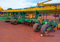 COJUNTO DE PLANTIO TRATOR VALTRA BT 210 + PLANTADEIRA TATU USAP 29 LINHAS X 0,50 CM full