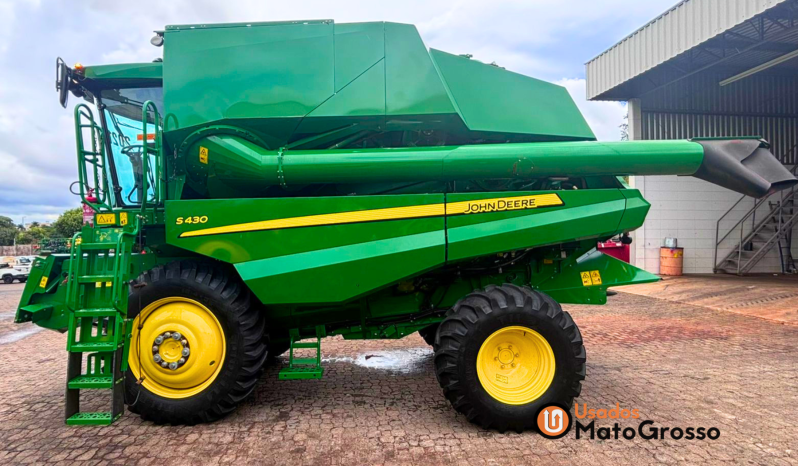 COLHEITADEIRA JOHN DEERE S430 – PLATAFORMA 618-18 PÉS CARACOL full