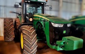 TRATOR JOHN DEERE 8335