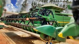 COLHEITADEIRA JOHN DEERE STS 9750 30 PÉS CARACOL completo