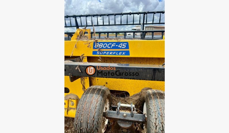 COLHEITADEIRA NEW HOLLAND CR 8.90 – 45 PÉS completo