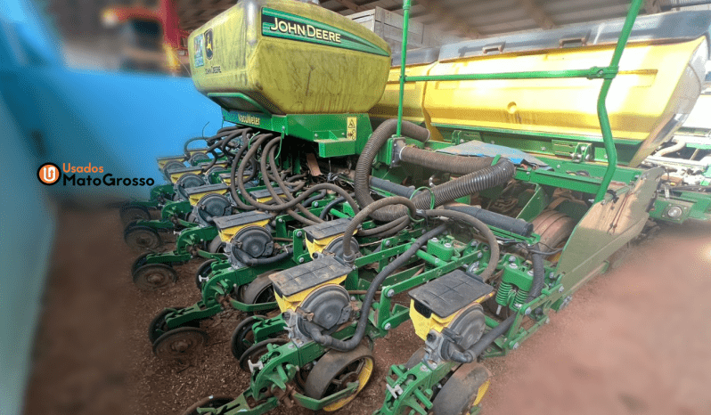 PLANTADEIRA JOHN DEERE 2122 – 22 LINHAS DE 45CM completo