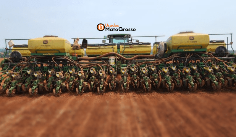 PLANTADEIRA JOHN DEERE 2122 24 LINHAS DE 0,45 CM completo