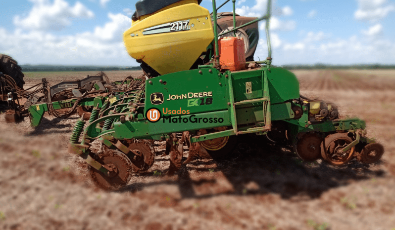 PLANTADEIRA JOHN DEERE 2117 completo