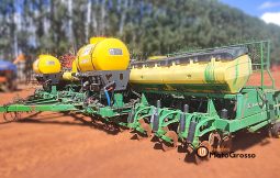 PLANTADEIRA JOHN DEERE 2130 – 30 LINHAS DE 45 CM full