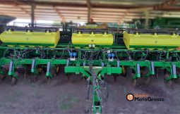 PLANTADEIRA JOHN DEERE 2113 – 12 LINHAS DE 60CM completo