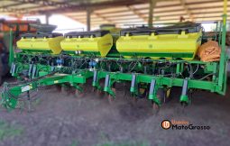 PLANTADEIRA JOHN DEERE 2113 – 12 LINHAS DE 60CM completo