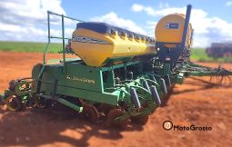 PLANTADEIRA JOHN DEERE 2130 – 30 LINHAS DE 45 CM completo