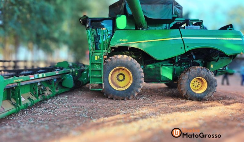 COLHEITADEIRA JOHN DEERE S-680 – 40 PES DRAPPER completo