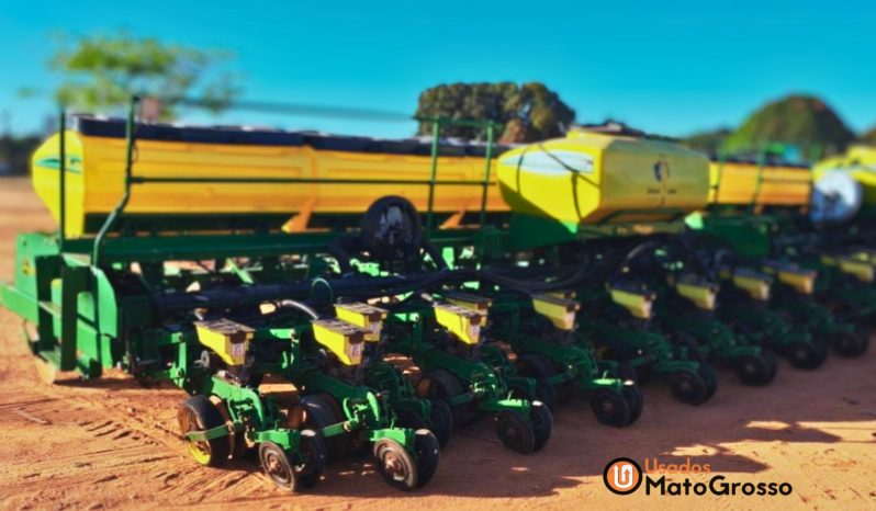 PLANTADEIRA JOHN DEERE – 2130 CCS 30 LINHAS DE 45CM completo