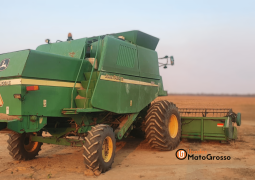 COLHEITADEIRA JOHN DEERE 1550 – 22 PES CARACOL completo