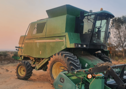 COLHEITADEIRA JOHN DEERE 1550 – 22 PES CARACOL completo