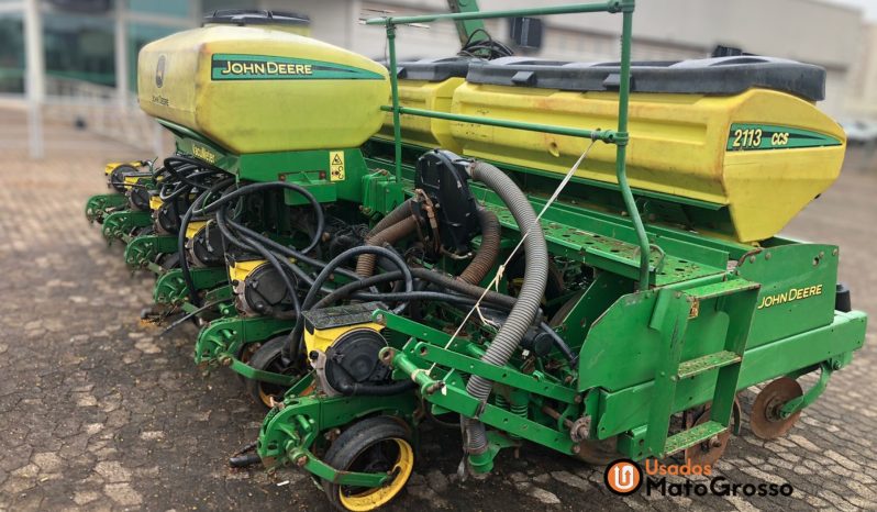 PLANTADEIRA JOHN DEERE 2113 – 12 LINHAS DE 50CM COM TAXA VARIAVEL E ROW COMMAND completo