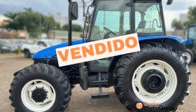 TRATOR NEW HOLLAND TL85