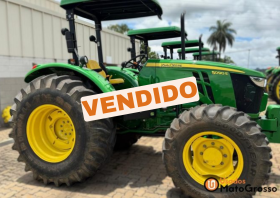 TRATOR JOHN DEERE 5090E