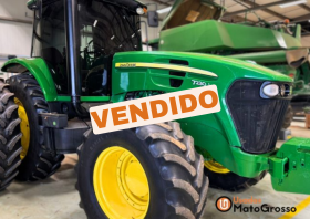 TRATOR JOHN DEERE 7230J COM PILOTO/FILIPADO TRASEIRO