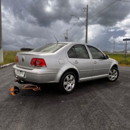 WOLKSWAGEN BORA  2.0 AUTOMATICO completo