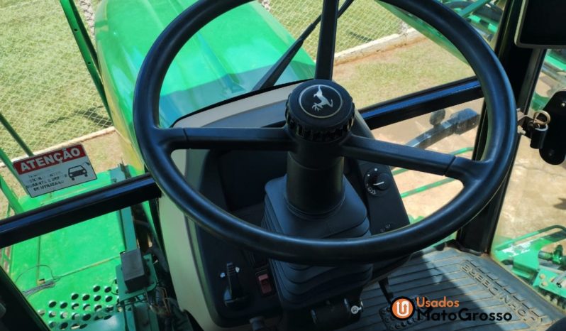 PULVERIZADOR JOHN DEERE M4025 – 27 METROS DE BARRA C/PILOTO E GPS completo