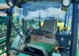 PULVERIZADOR JOHN DEERE M4025 – 27 METROS DE BARRA C/PILOTO E GPS completo