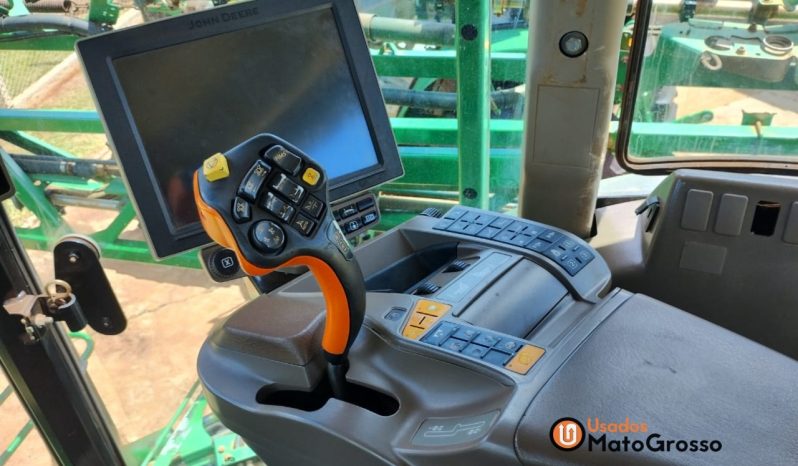PULVERIZADOR JOHN DEERE M4025 – 27 METROS DE BARRA C/PILOTO E GPS completo