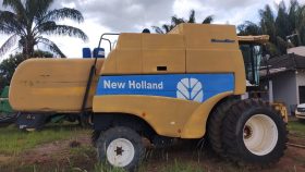 COLHEITADEIRA NEW HOLLAND CS 660 – 30 PÉS CARACOL
