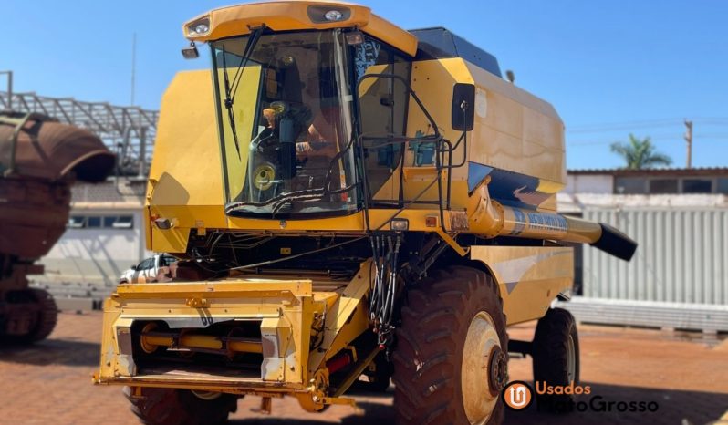 COLHEITADEIRA NEW HOLLAND TC 5090 – PLATAFORMA 25 PÉS completo