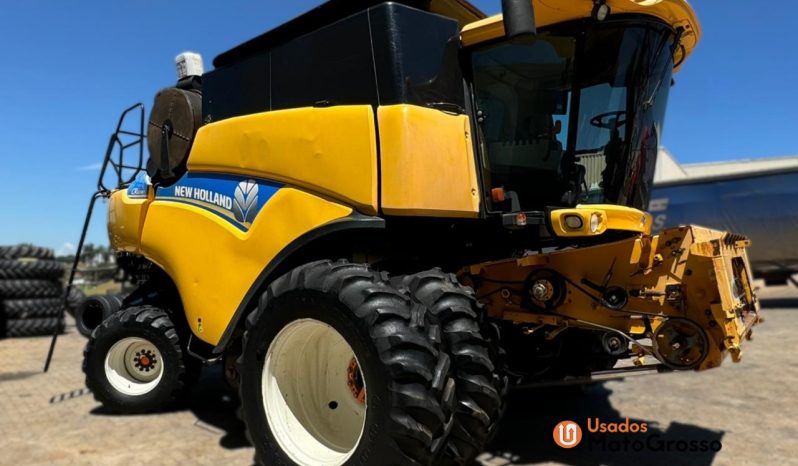 COLHEITADEIRA NEW HOLLAND CR 6080 – PLATAFORMA CARACOL 30 PÉS completo