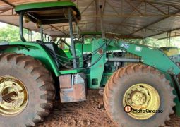 TRATOR JOHN DEERE 7500 – COM LÂMINA E CONCHA TATU completo